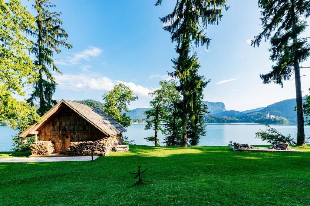 Private Beach House On Lake Bled Buitenkant foto